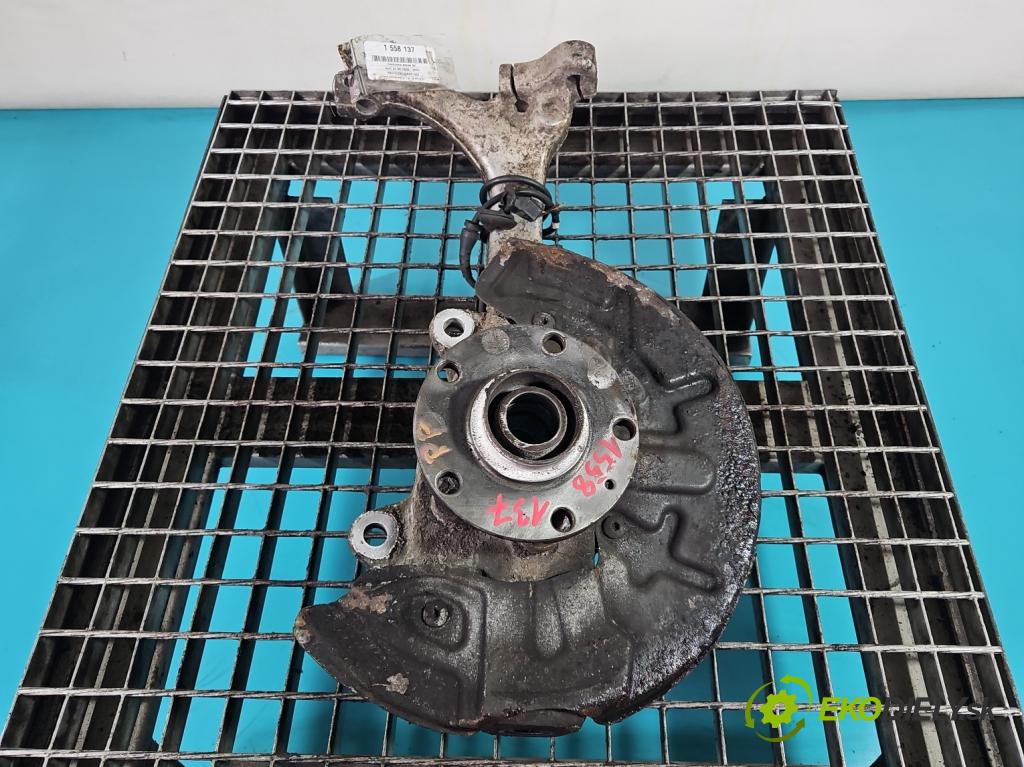 Audi A4 B6 2000-2004 1.9 tdi 116 HP manual 85 kW 1896 cm3 5- náboj pravé  (Náboj kolesa)