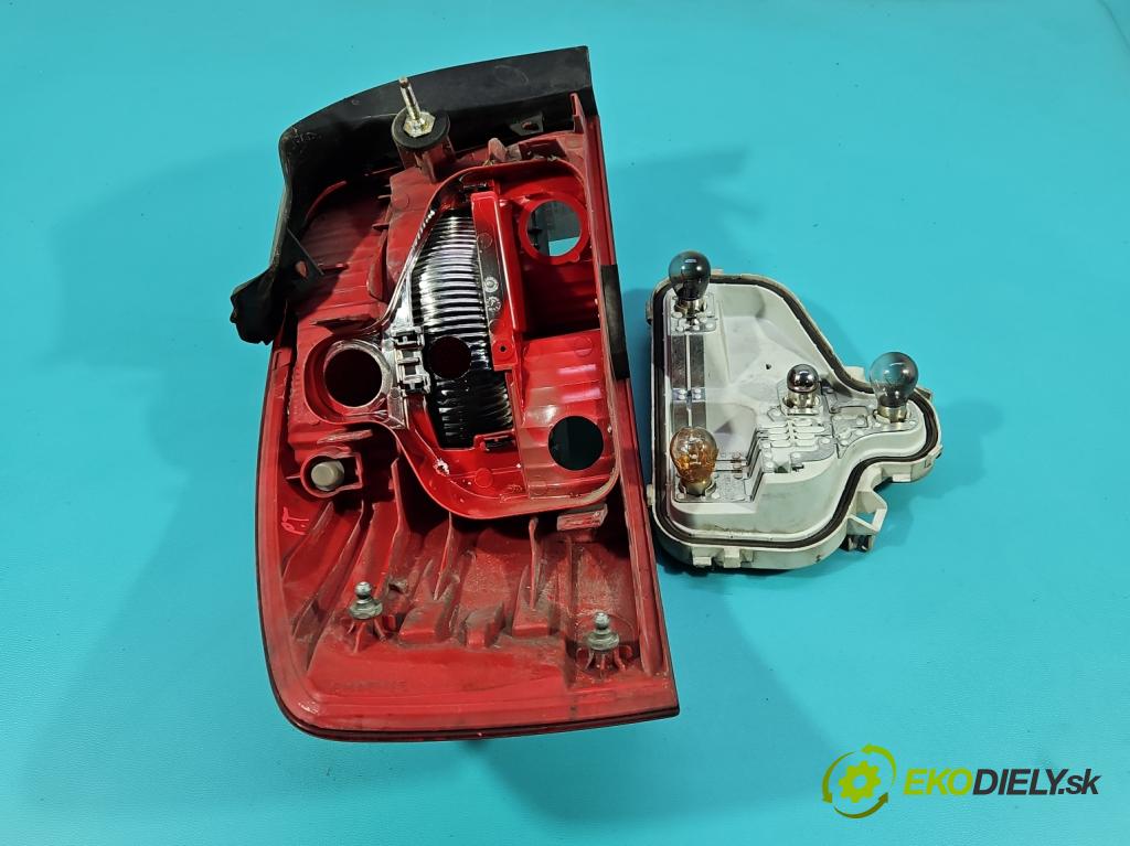 Audi A3 8P 2003-2012 2.0 tdi 140 HP manual 103 kW 1968 cm3 3- svetlo / reflektor zadné pravé 8P0945096 (Kľučka dverí ostatné)