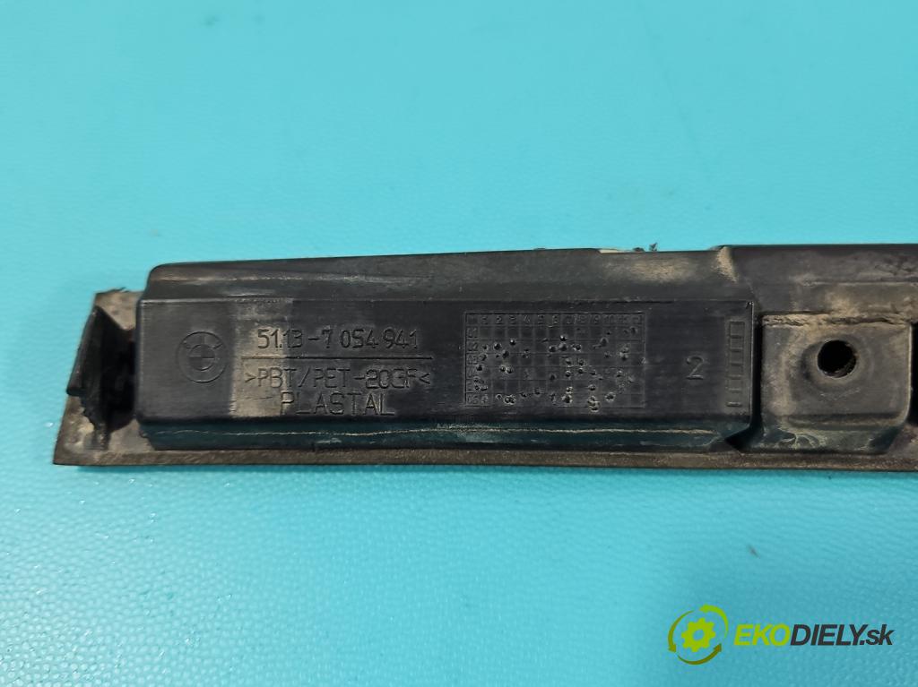 Bmw X3 E83 2003-2010 2.0d 177 HP manual 130 kW 1995 cm3 5- rukoväť kufrové dvere zadné