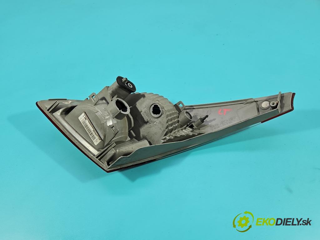 Renault Megane III 2008-2016 1.5 dci 86 HP manual 63 kW 1461 cm3 5- svetlo / reflektor zadné ľavé 265550009R (Kľučka dverí ostatné)