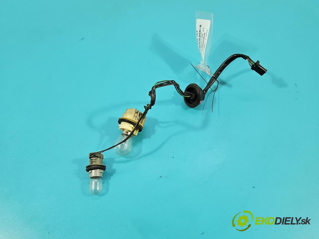 Renault Megane III 2008-2016 1.5 dci 86 HP manual 63 kW 1461 cm3 5- Zväzok: ostatné 1384160