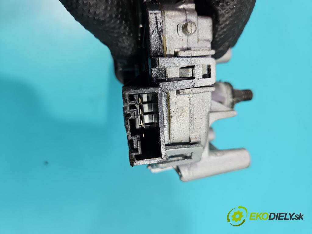 Bmw X3 E83 2003-2010 2.0d 177 hp manual 130 kW 1995 cm3 5- motor stěračů přední 0390241712