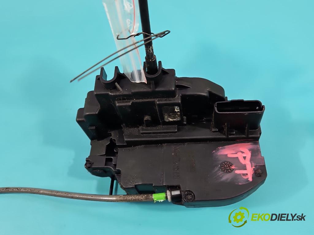 Nissan Qashqai I J10 2006-2013 1.6 16V 114 HP manual 84 kW 1598 cm3 5- zámok zadné pravý 2407H