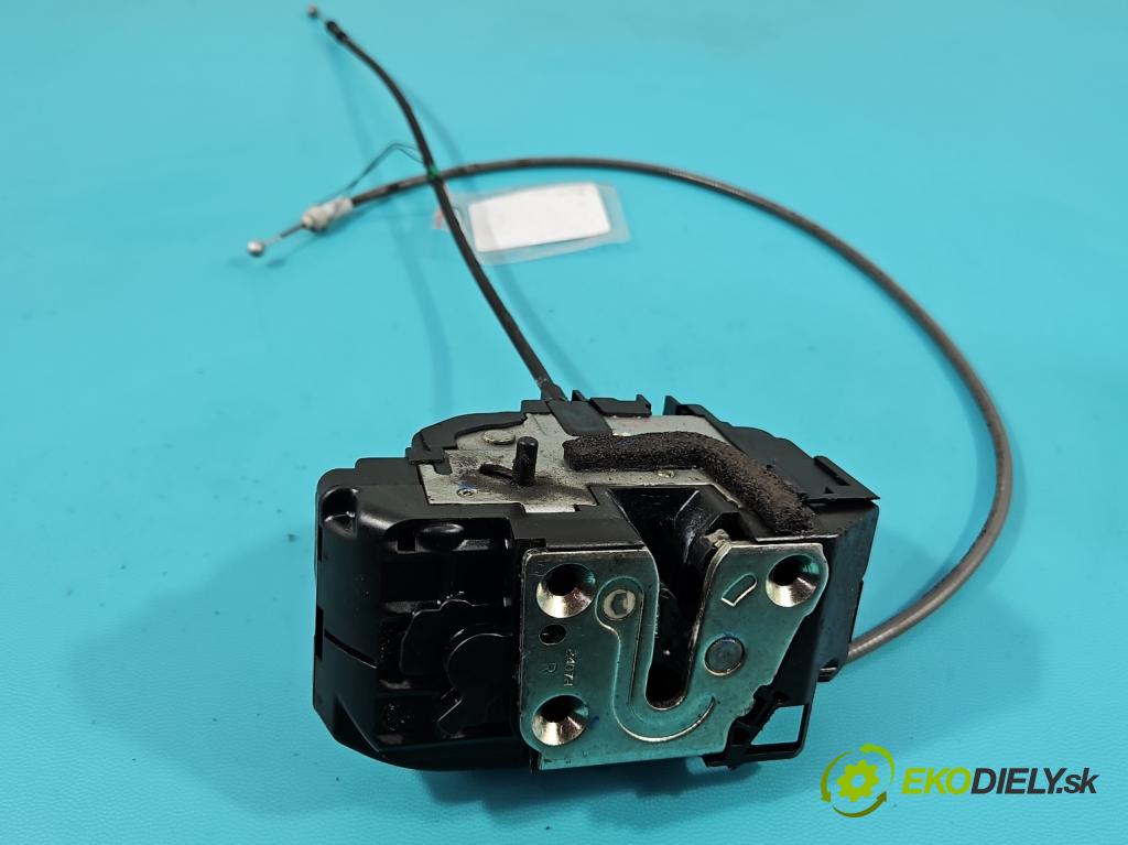 Nissan Qashqai I J10 2006-2013 1.6 16V 114 HP manual 84 kW 1598 cm3 5- zámok zadné pravý 2407H