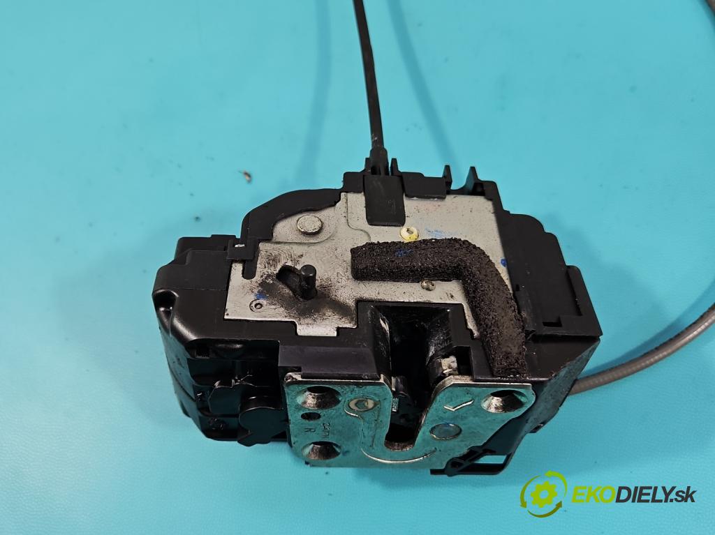 Nissan Qashqai I J10 2006-2013 1.6 16V 114 HP manual 84 kW 1598 cm3 5- zámok zadné pravý 2407H