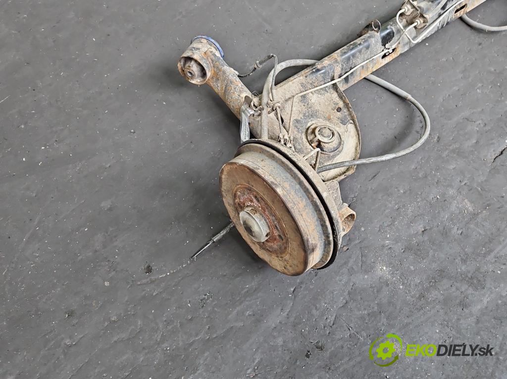 Dacia Sandero II 2012-2020 1.0 12V 73 HP manual 54 kW 999 cm3 5- zadna výstuha  (Výstuha zadná)