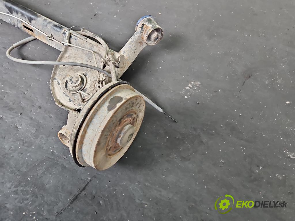 Dacia Sandero II 2012-2020 1.0 12V 73 HP manual 54 kW 999 cm3 5- zadna výstuha  (Výstuha zadná)