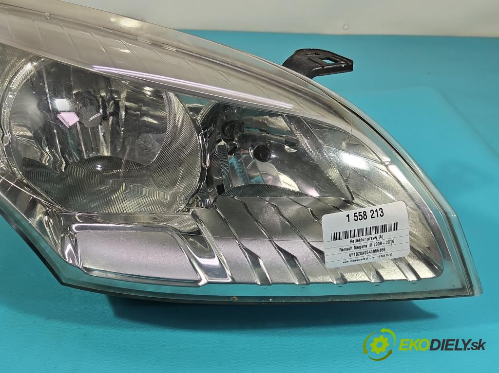 Renault Megane III 2008-2016 1.5 dci 86 HP manual 63 kW 1461 cm3 5- Reflektor: pravý 260100017R (Svetlo predné pravé)