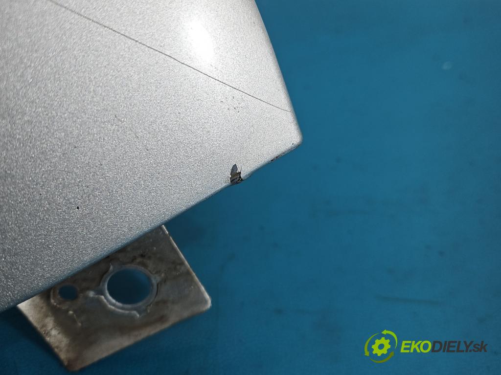 Hyundai I30 I 2007-2012 1.6 16V 126 HP manual 92.7 kW 1591 cm3 5- blatník predné pravý  (Kľučka dverí ostatné)