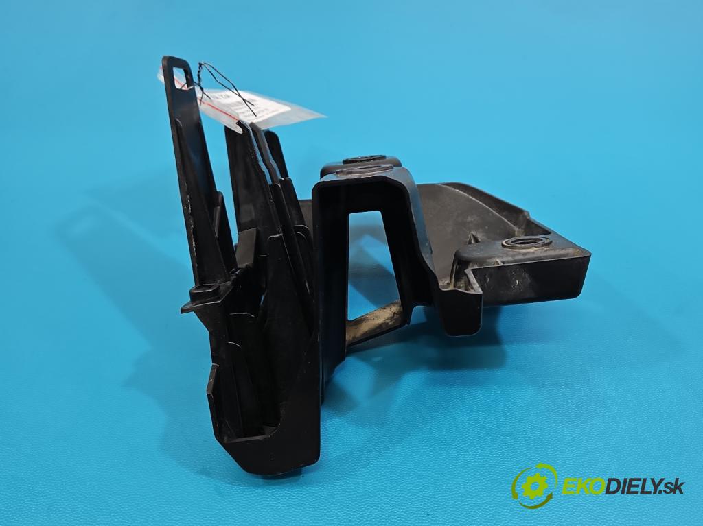 Peugeot 508 II 2018- 1.6 224 hp automatic 165 kW 1598 cm3 5- Boty: nárazníku zadní levý 9813571080