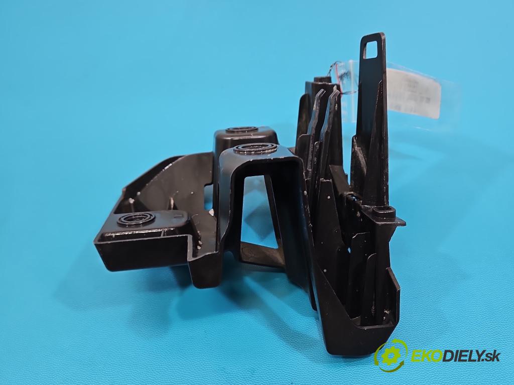 Peugeot 508 II 2018- 1.6 224hp automatic 165 kW 1598 cm3 5- Boty: nárazník zadné pravý 9813570880