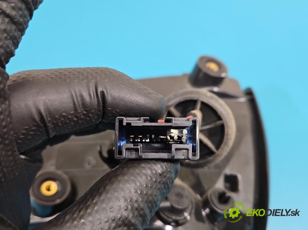 Citroen C5 Aircross 17-25 1.2 T 131 HP manual 96 kW 1199 cm3 5- svetlo / reflektor zadné ľavé 9816932880 (Kľučka dverí ostatné)