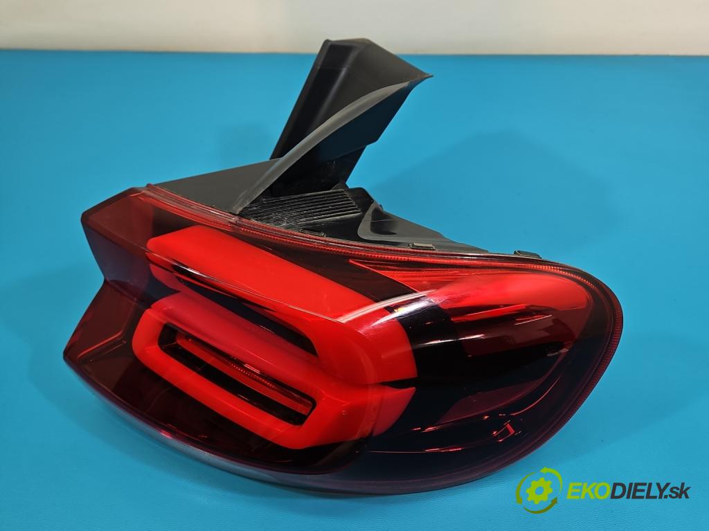 Citroen C5 Aircross 17-25 1.2 T 131 HP manual 96 kW 1199 cm3 5- svetlo / reflektor zadné pravé 9817269580 (Kľučka dverí ostatné)