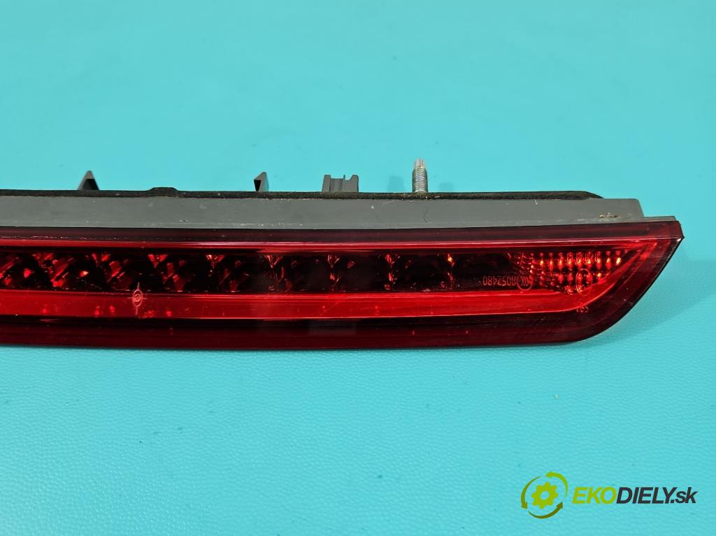 Citroen C5 Aircross 17-25 1.2 T 131 hp manual 96 kW 1199 cm3 5- světlo: 9811951080E