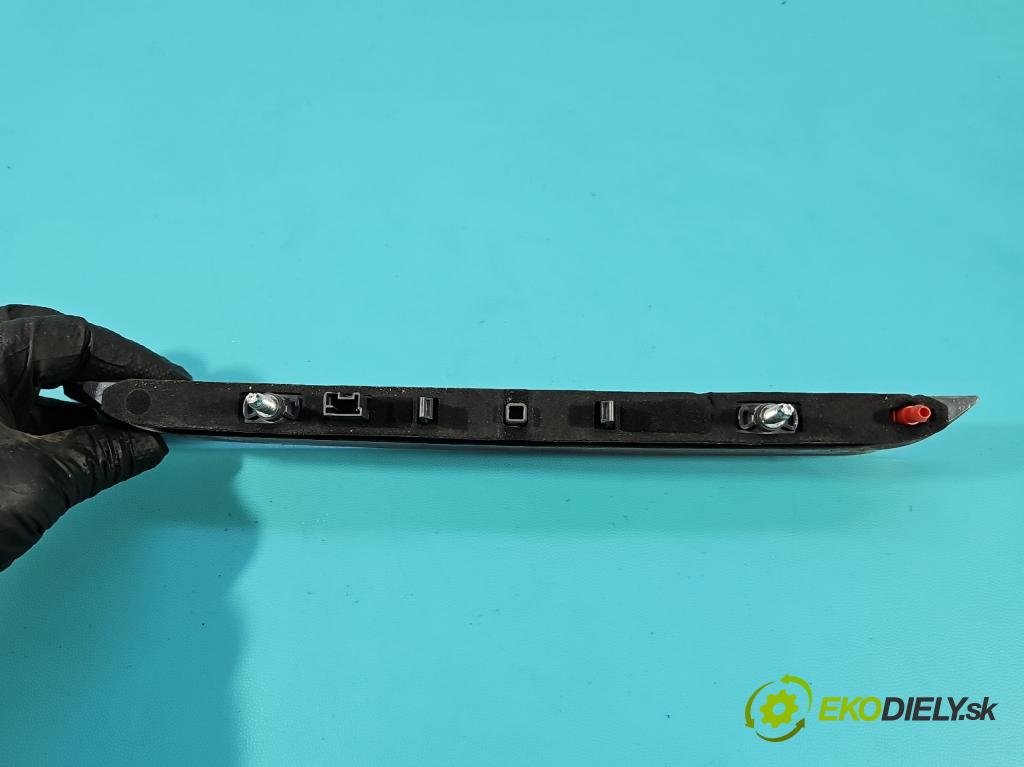 Citroen C5 Aircross 17-25 1.2 T 131 hp manual 96 kW 1199 cm3 5- světlo: 9811951080E