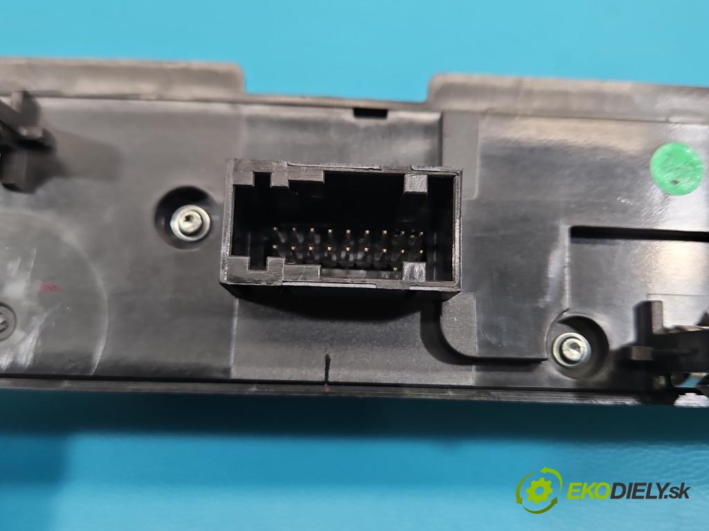 Citroen C5 Aircross 17-25 1.2 T 131 HP manual 96 kW 1199 cm3 5- panel kúrenia 9828018177