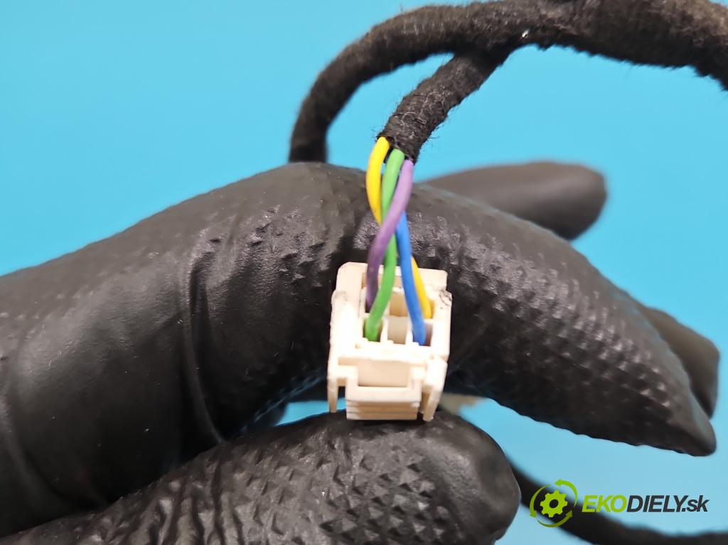 Peugeot 508 II 2018- 1.6 224hp automatic 165 kW 1598 cm3 5- Aktuátor: kufrové dvere ľavý 9835557980