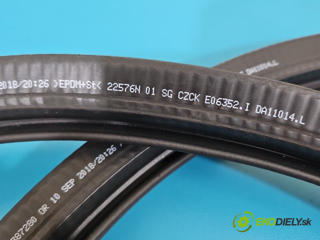 Peugeot 508 II 2018- 1.6 224hp automatic 165 kW 1598 cm3 5- Těsnění: dvere predné pravé 9813387280