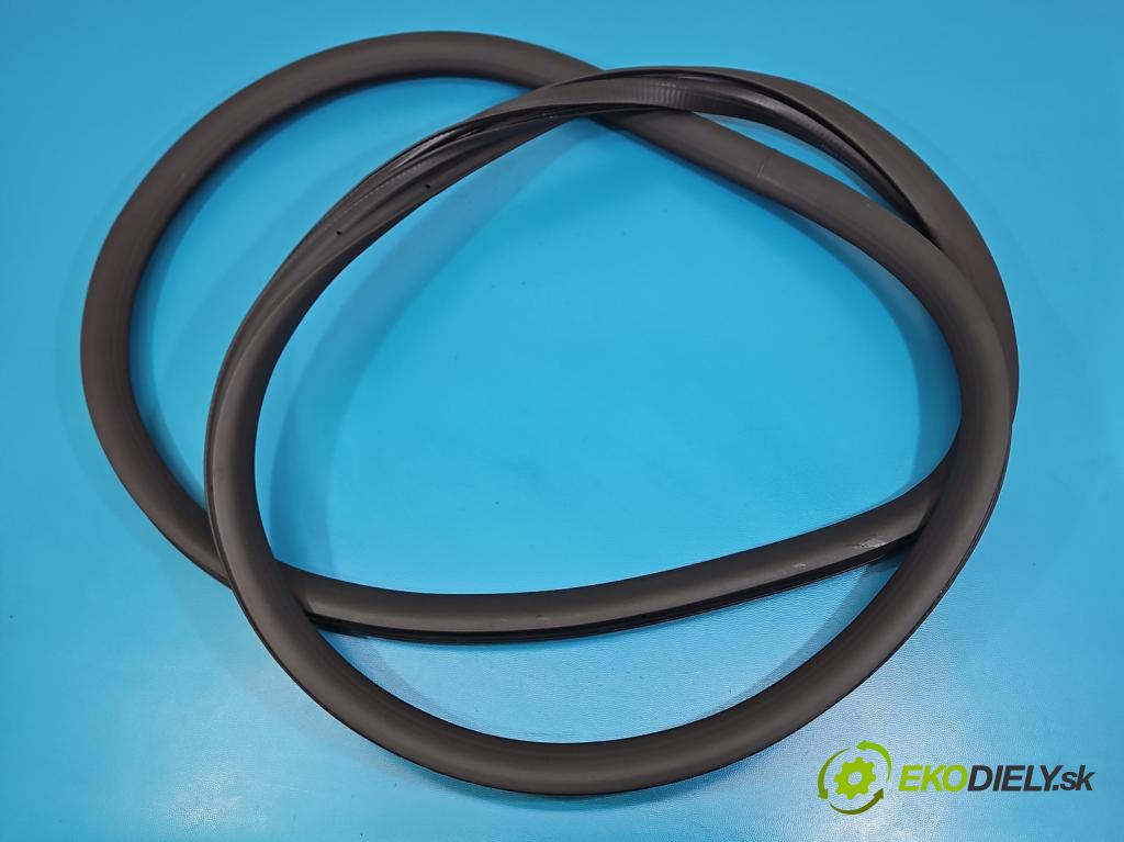 Peugeot 508 II 2018- 1.6 224hp automatic 165 kW 1598 cm3 5- Těsnění: dvere predné pravé 9813387280