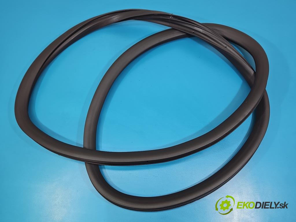 Peugeot 508 II 2018- 1.6 224hp automatic 165 kW 1598 cm3 5- Těsnění: dvere zadné pravé 9813388380 (Karoséria ostatné)