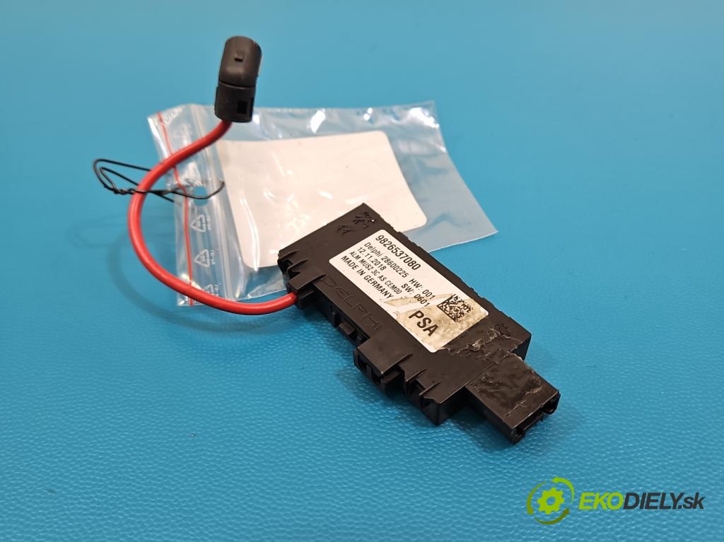 Peugeot 508 II 2018- 1.6 224 hp automatic 165 kW 1598 cm3 5- řídící jednotka 9826537080