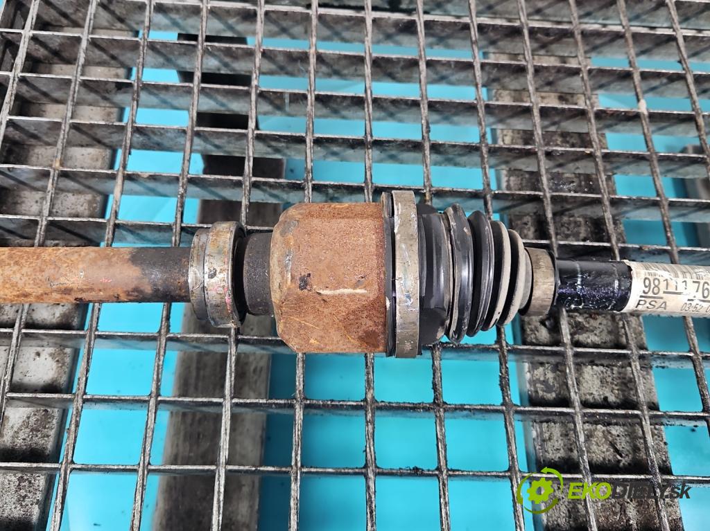 Peugeot 508 II 2018- 1.6 224hp automatic 165 kW 1598 cm3 5- poloos predné pravé 9811176480