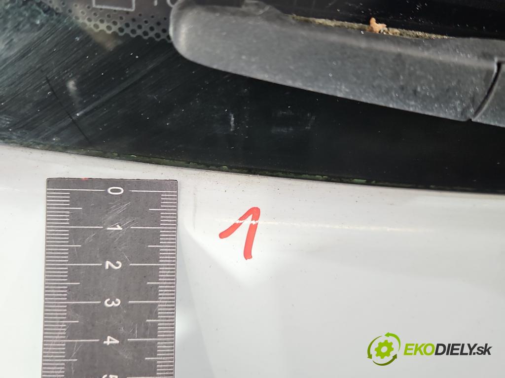 Renault Clio III 2005-2012 1.5 dci 68 HP manual 50 kW 1461 cm3 3- zadna kufor  (Kapota zadná (kufor))