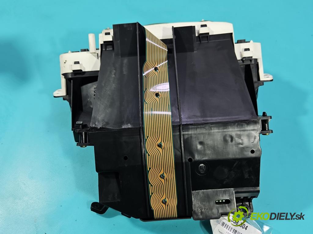 Toyota Yaris I 1999-2005 1.0 vvti 68 hp manual 50 kW 998 cm3 5- Přístrojová deska 83800-52120 (Přístrojová deska)