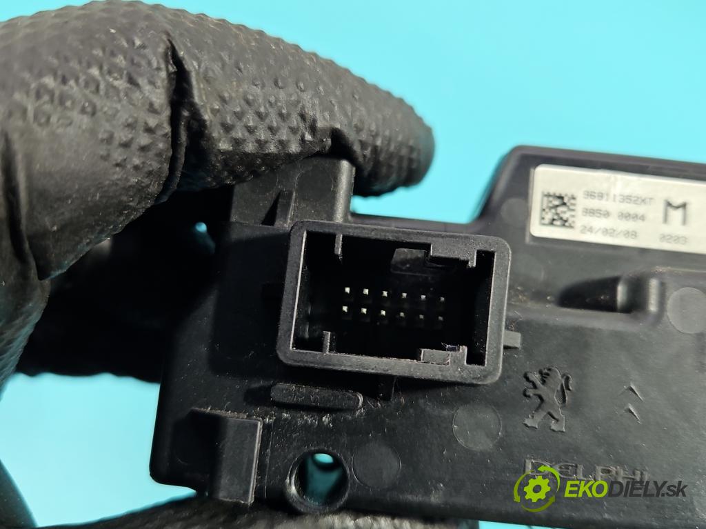 Citroen C4 Grand picasso I 2006-2013 2.0 16V 140 HP automatic 103 kW 1997 cm3 5- prepínač ostatné 96811352XT