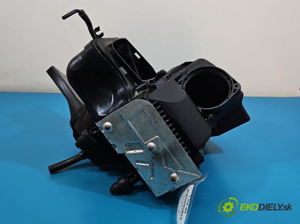 Audi A4 B8 2007-2015 2.0 tdi 143 HP manual 105 kW 1968 cm3 5- obal filtra vzduchu 8K0133837BF (Obal vzduchového filtra)