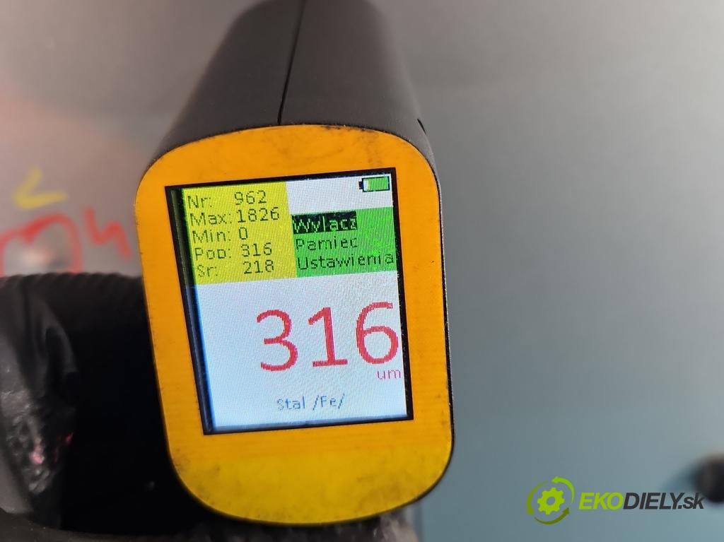 Toyota Yaris I 1999-2005 1.0 vvti 68 HP manual 50 kW 998 cm3 5- kapota predná