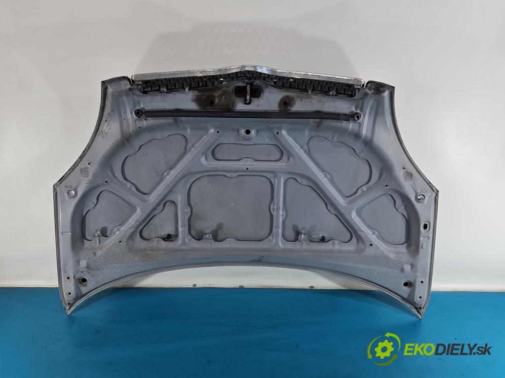 Toyota Yaris I 1999-2005 1.0 vvti 68 HP manual 50 kW 998 cm3 5- kapota predná