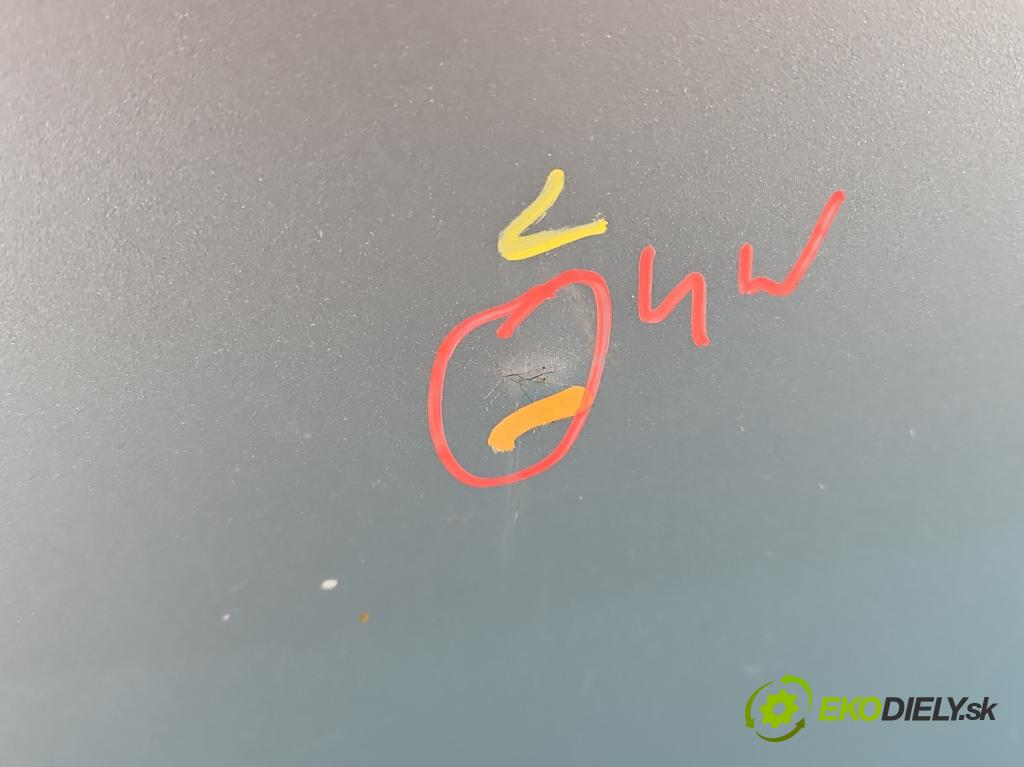 Toyota Yaris I 1999-2005 1.0 vvti 68 HP manual 50 kW 998 cm3 5- kapota predná