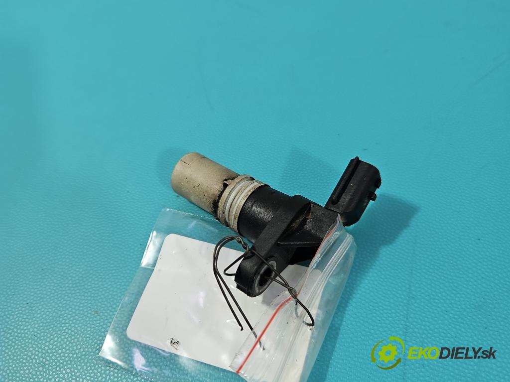 Dacia Sandero II 2012-2020 1.0 12V 73 hp manual 54 kW 999 cm3 5- snímač pozice: hřídel klikový 237312921R (Snímač polohy klikového hřídele)