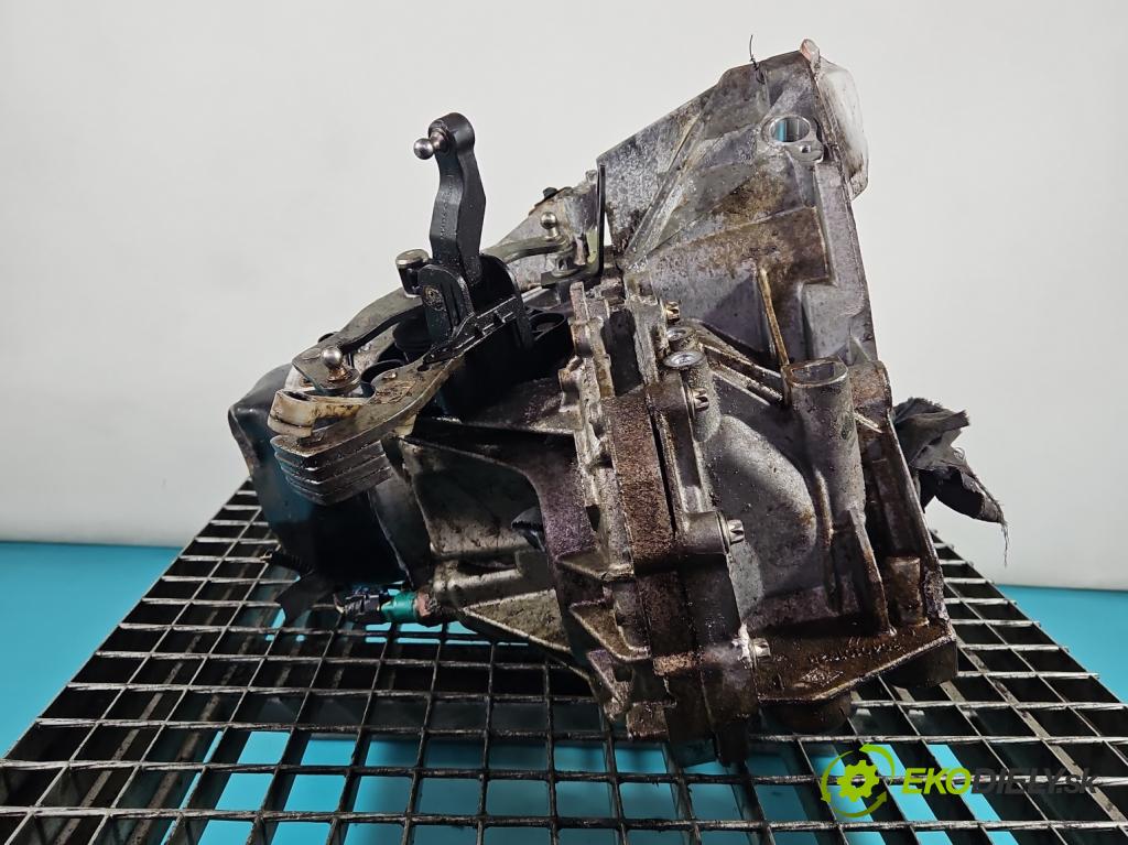 Dacia Sandero II 2012-2020 1.0 12V 73 HP manual 54 kW 999 cm3 5- prevodovka stupeň,rýchlosť manual JH3 397