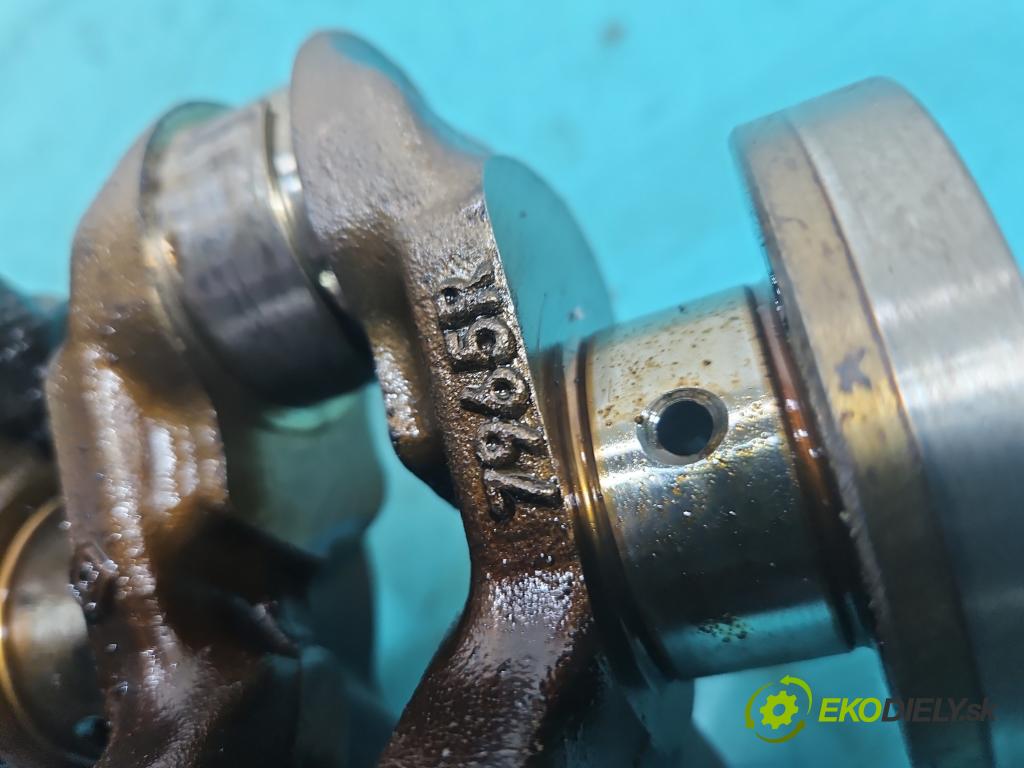 Dacia Sandero II 2012-2020 1.0 12V 73 HP manual 54 kW 999 cm3 5- Hřídel: kľukový B4DE411 (Blok motora ostatné)