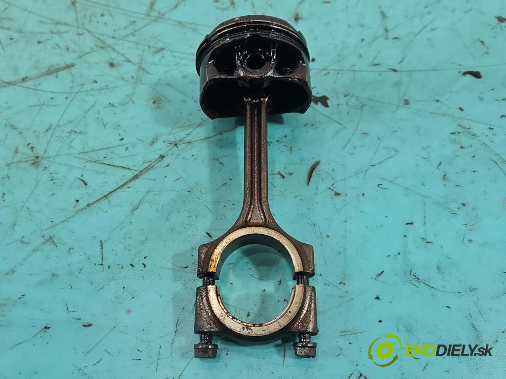 Dacia Sandero II 2012-2020 1.0 12V 73 HP manual 54 kW 999 cm3 5- piest  (Piest)