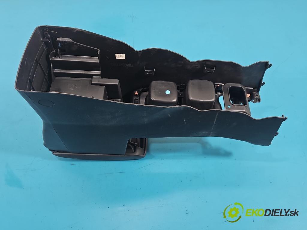 Suzuki SX4 S-Cross 2013-2021 1.4 T 129 hp manual 95 kW 1373 cm3 5- loketní opěrka  (Loketní opěrka)