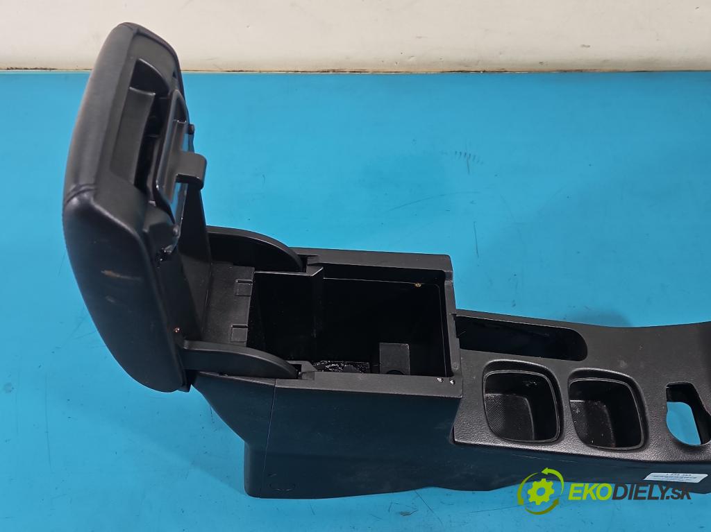 Suzuki SX4 S-Cross 2013-2021 1.4 T 129 hp manual 95 kW 1373 cm3 5- loketní opěrka  (Loketní opěrka)