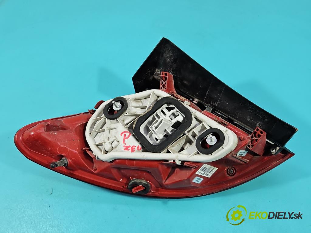 Opel Meriva B 2010-2017 1.4 16V 101 HP manual 74 kW 1398 cm3 5- svetlo / reflektor zadné pravé 13434860 (Kľučka dverí ostatné)