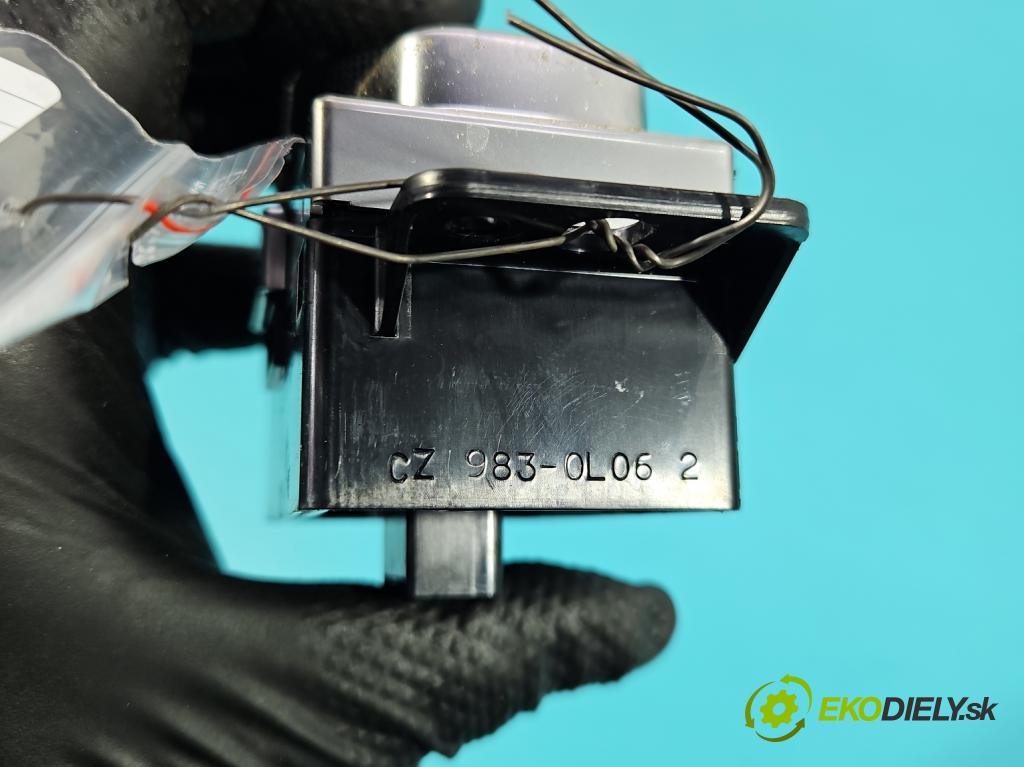 Suzuki SX4 S-Cross 2013-2021 1.4 T 129 HP manual 95 kW 1373 cm3 5- prepínač ostatné CZ983-0L06