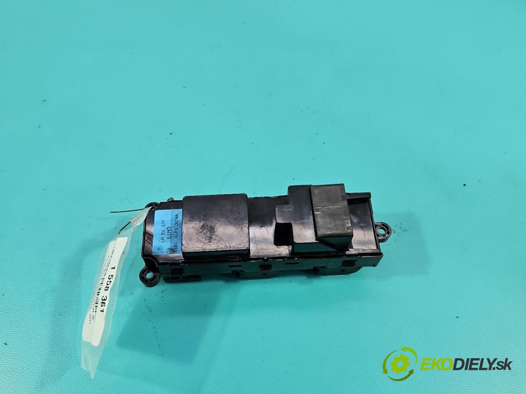 Suzuki SX4 S-Cross 2013-2021 1.4 T 129 HP manual 95 kW 1373 cm3 5- prepínač okien spätných zrkadiel