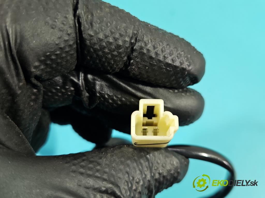 Suzuki SX4 S-Cross 2013-2021 1.4 T 129 HP manual 95 kW 1373 cm3 5- pas bezpečnosť: predné ľavý