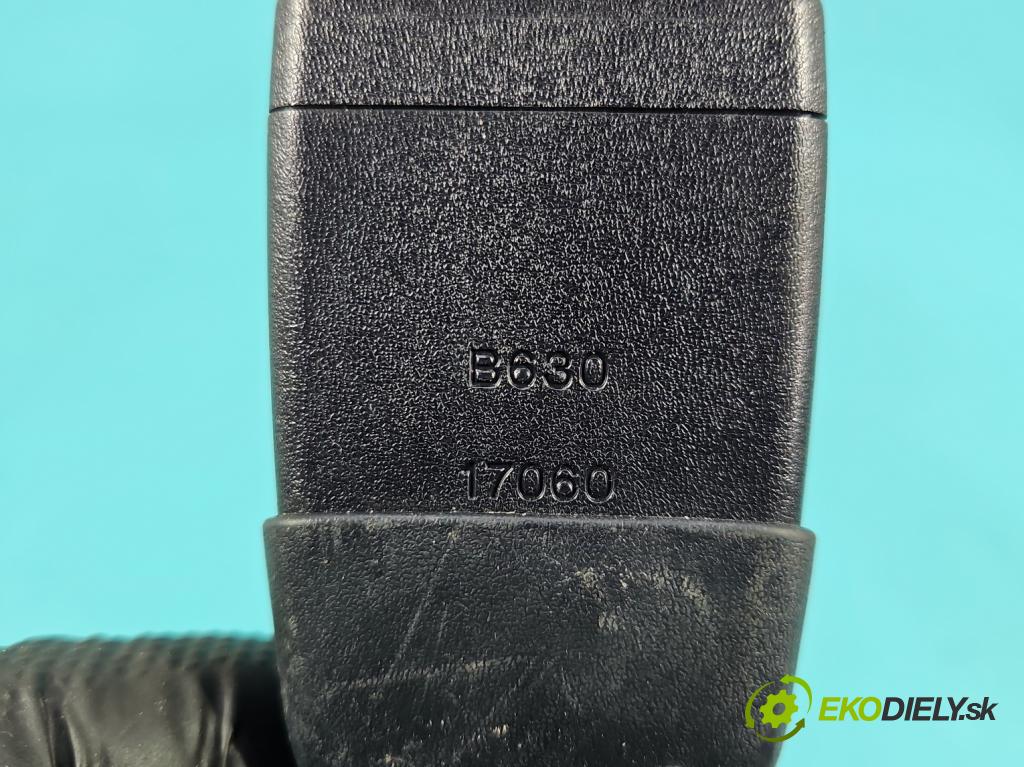 Suzuki SX4 S-Cross 2013-2021 1.4 T 129 hp manual 95 kW 1373 cm3 5- stěna bezpečnost přední pravý