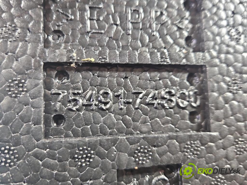 Suzuki SX4 S-Cross 2013-2021 1.4 T 129 HP manual 95 kW 1373 cm3 5- Příspěvek: Polystyren: kufra: 75491-74S00