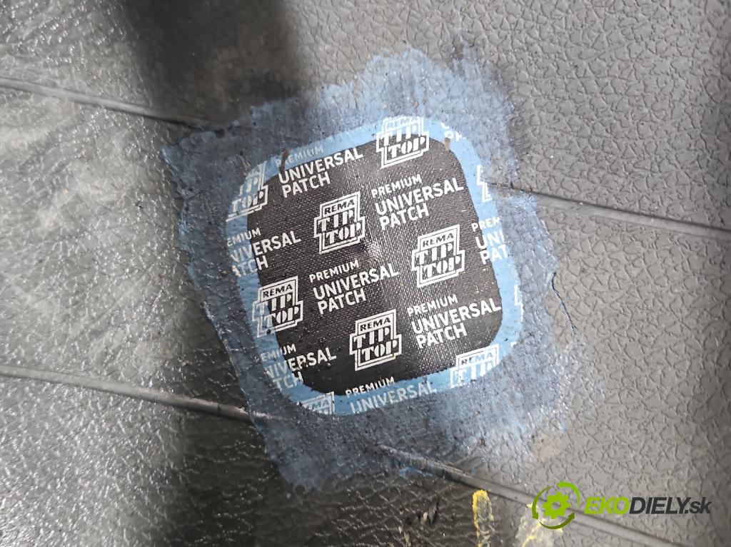 Hyundai I30 I 2007-2012 1.6 16V 126 HP manual 92.7 kW 1591 cm3 5- pneumatika celoročné pár