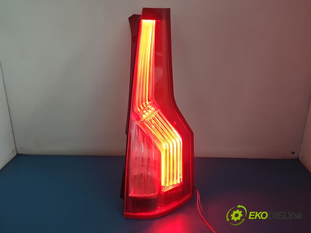 Citroen C4 Grand picasso I 2006-2013 2.0 16V 140 HP automatic 103 kW 1997 cm3 5- svetlo / reflektor zadné pravé  (Kľučka dverí ostatné)