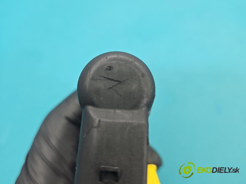 Ford Fusion 1.4 tdci 68 hp manual 50 kW 1399 cm3 5- vstřikovač 9649574480 (Vstřikovač paliva)