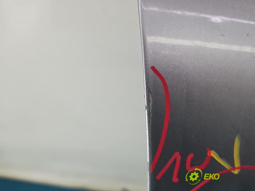 Toyota Yaris I 1999-2005 1.0 vvti 68 HP manual 50 kW 998 cm3 5- dvere predné pravé  (Kľučka dverí ostatné)