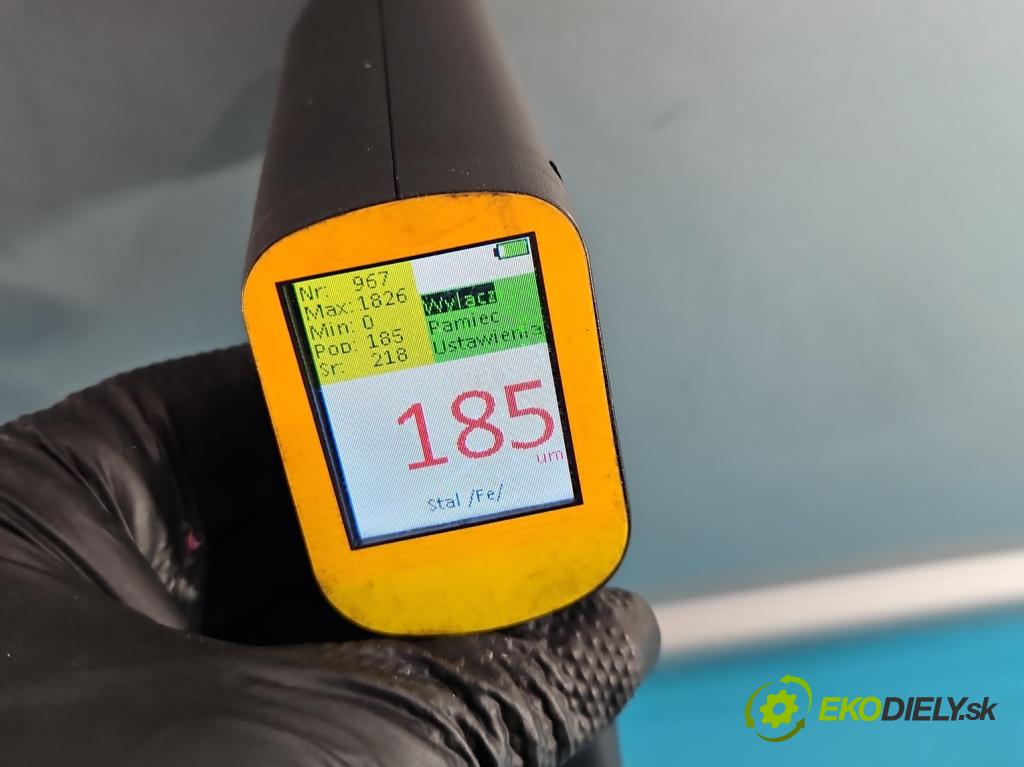 Toyota Yaris I 1999-2005 1.0 vvti 68 HP manual 50 kW 998 cm3 5- dvere predné pravé  (Kľučka dverí ostatné)